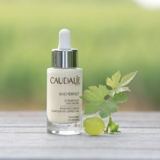 HOT . HÀNG PHÁP - SERUM TRỊ NÁM, SÁNG DA CAUDALIE
