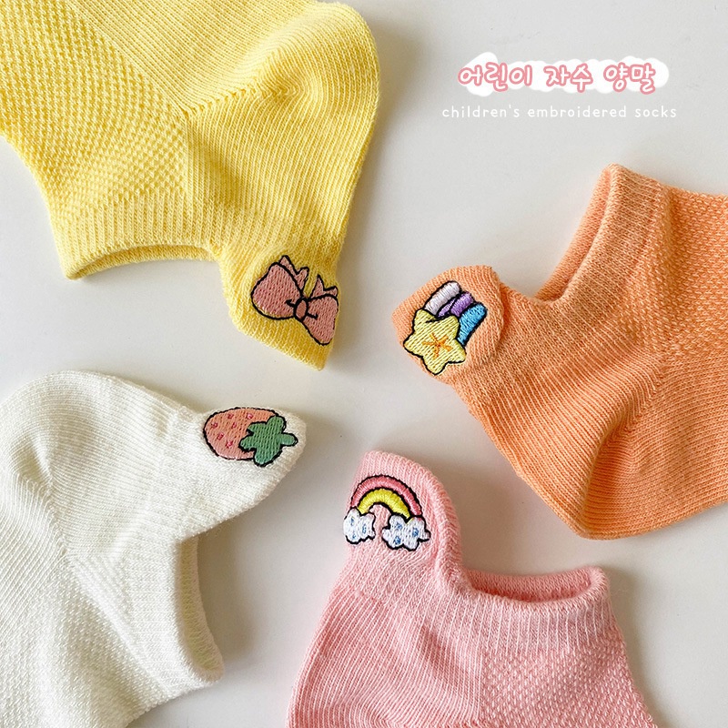Set 4 Đôi Vớ Thêu Họa Tiết Hoạt Hình Thoáng Khí Thời Trang Mùa Hè Cho Bé