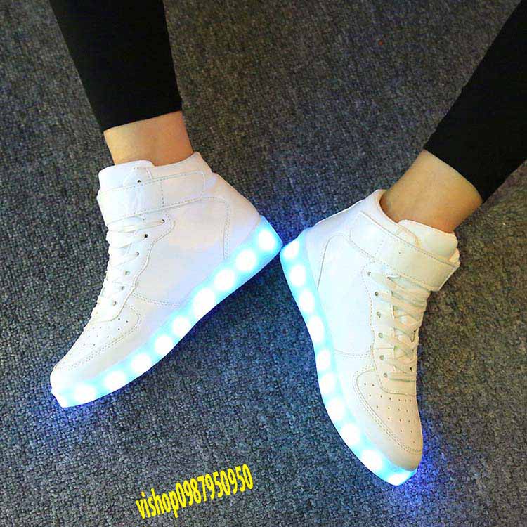 Giày Phát Sáng Màu trắng cao cổ phát sáng 7 màu 11 chế độ đèn led style hàn quốc (video thật)