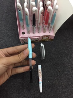 Bút máy bơm mực siêu nhẹ combo 300k 30c