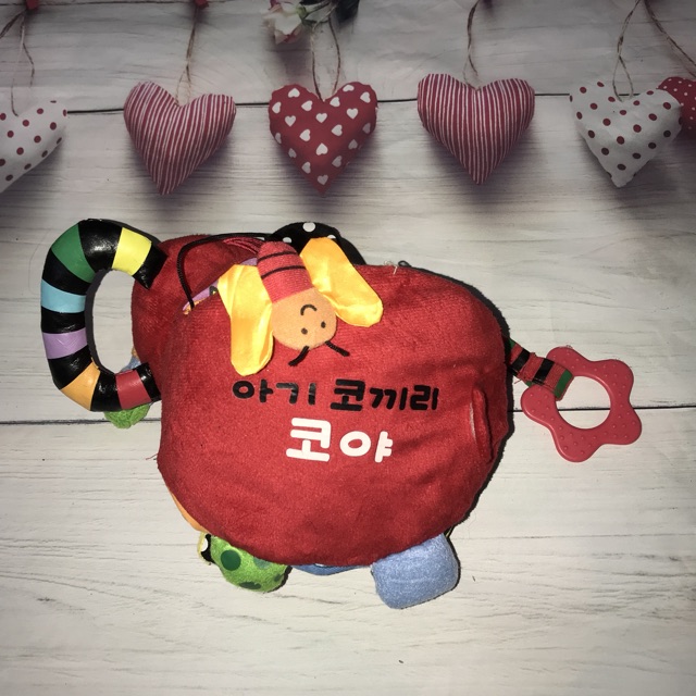 Sách vải hình con voi cho bé