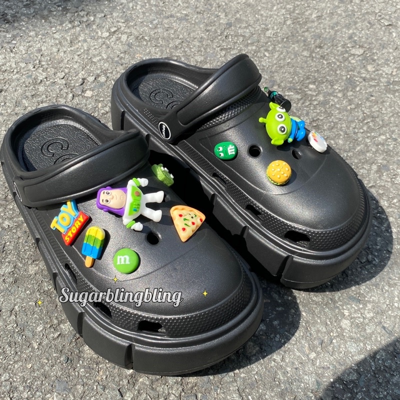 Dép crocs đế cao tặng kèm jibits toy story | Sugarblingbling