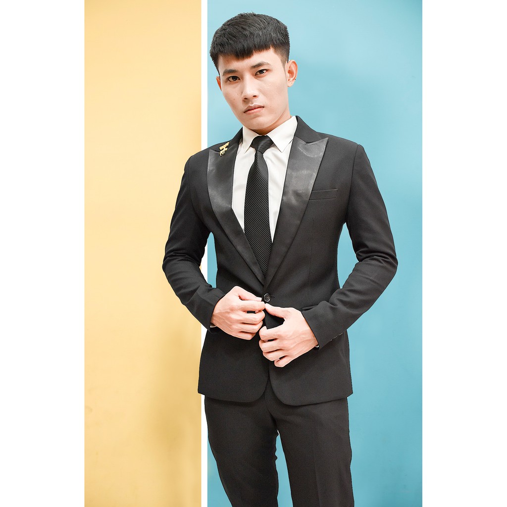 Bộ vest nam màu đen phối ve phi đen kèm cà vạt nơ