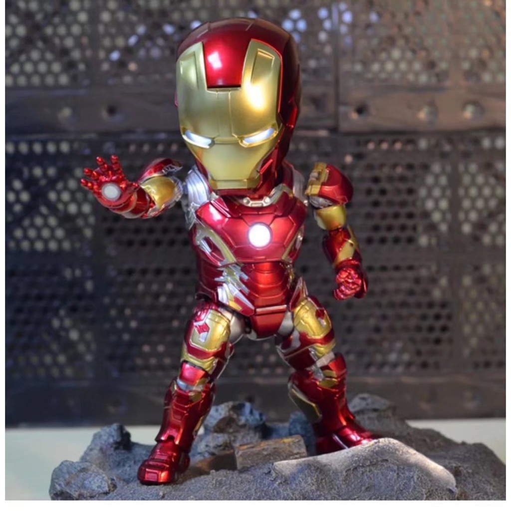 Mô hình trang trí cho pc - bộ iron man bản tiêu chuẩn bằng KIM LOẠI XỊN và bộ 6 siêu anh hùng avengers