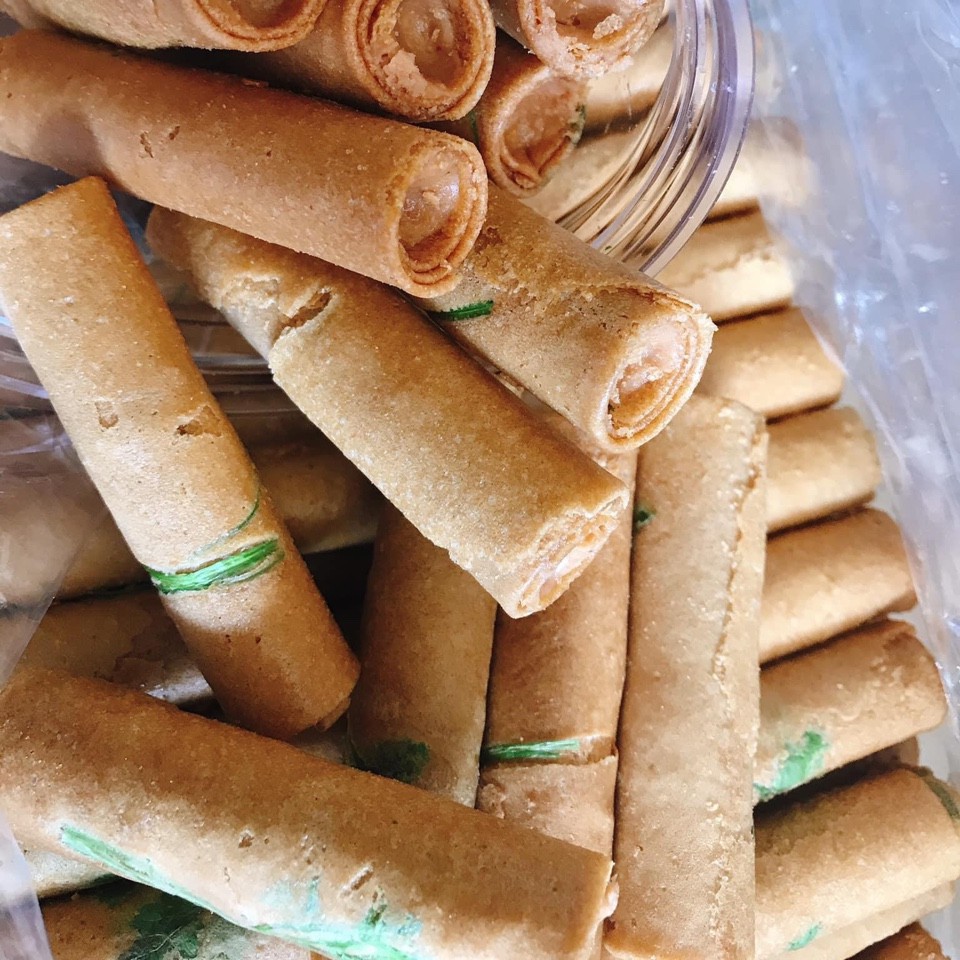 Bánh Ống Ngò Bơ Sầu Riêng - Hủ 450G - Ship Hỏa Tốc