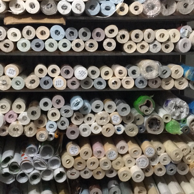 Thanh lý sốc giấy dán tường dùng keo sữa ngoài khổ 53cm x10 m | BigBuy360 - bigbuy360.vn