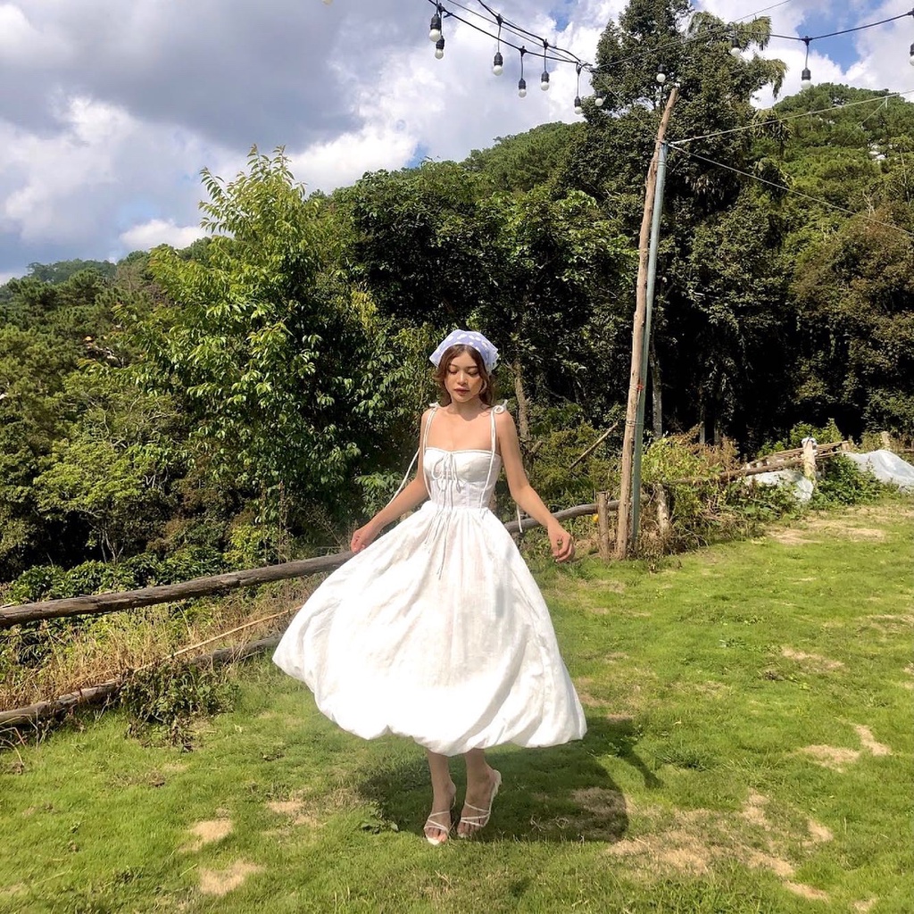 Đầm hai dây hoa cúc Hanami chất liệu cotton