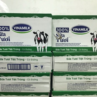 Sữa tươi tiệt trùng Vinamilk 180ml/ hộp thùng 48 hộp.