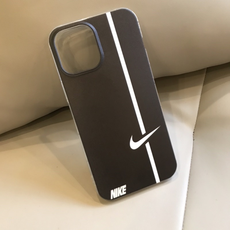 Sỉ ốp lưng iphone nike giá gốc từ xưởng sản xuất ốp lưng akira