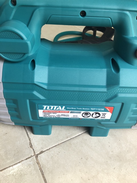 MÁY XỊT RỬA XE ÁP LỰC CAO TOTAL 1500W ( Không chổi than)