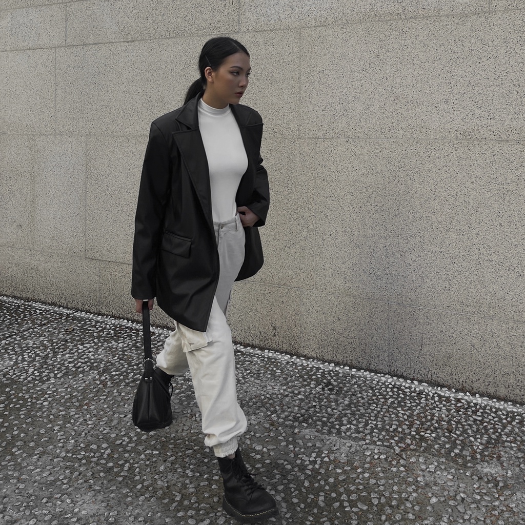 TATICHU - Áo blazer da from rộng - Oversized Leather Blazer