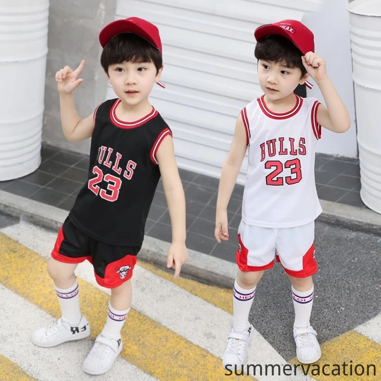 90-160cm Set Thể Thao Cho Bé Bóng Rổ Toddler Baby Boys Bulls 23# Jordan Lakers 24# Kobe Bryant Golden State Warriors 30# Stephen Curry Basketball Team Uniform Breathable Pique Mesh Tank and Short Pants Soccer Jersey Sports Wear