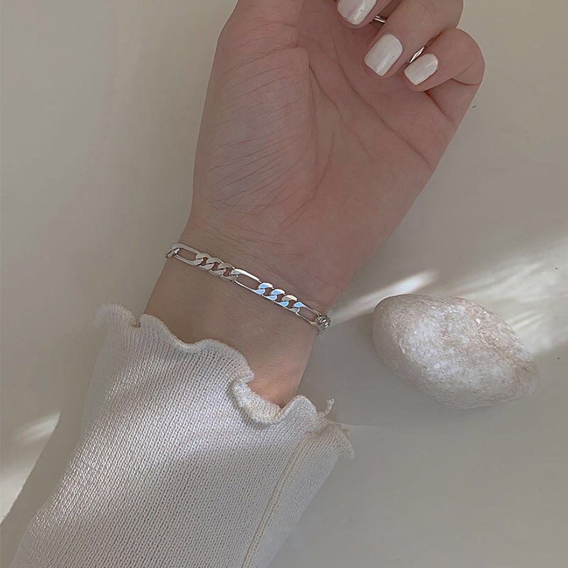 Vòng tay màu bạc dạng xích thiết kế đơn giản có thể điều chỉnh cho nam nữ
