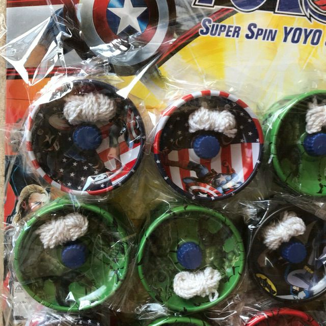 Yoyo sắt avengers ( vỉ 12 c )