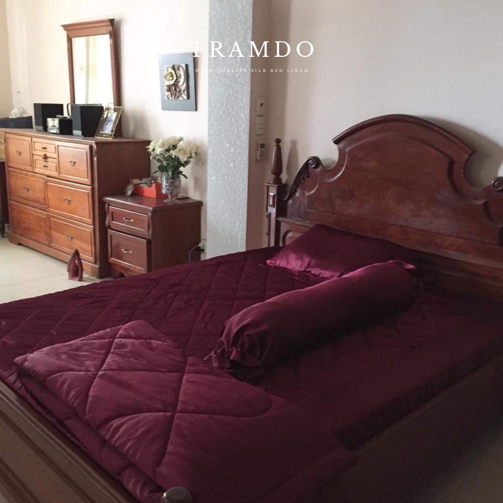 Bộ Chăn Ga Gối Lụa Cao Cấp NITE9SILK TRAMDO BEDDING Màu Đỏ Mận