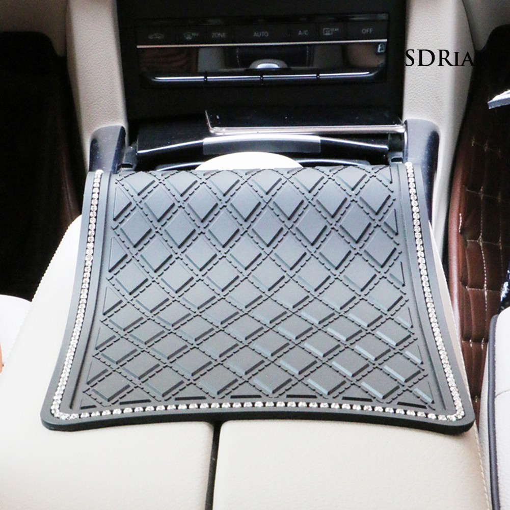 Thảm Giữ Điện Thoại Chống Trượt Đính Đá Cho Xe Ô Tô