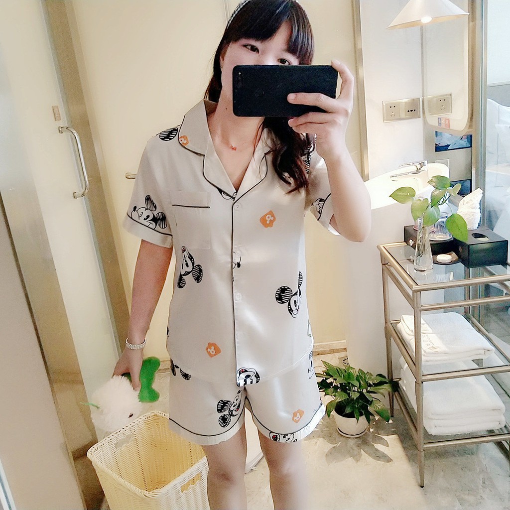 Bộ Đồ Ngủ Lụa Ngắn Tay Đáng Yêu Cho Nữ | BigBuy360 - bigbuy360.vn