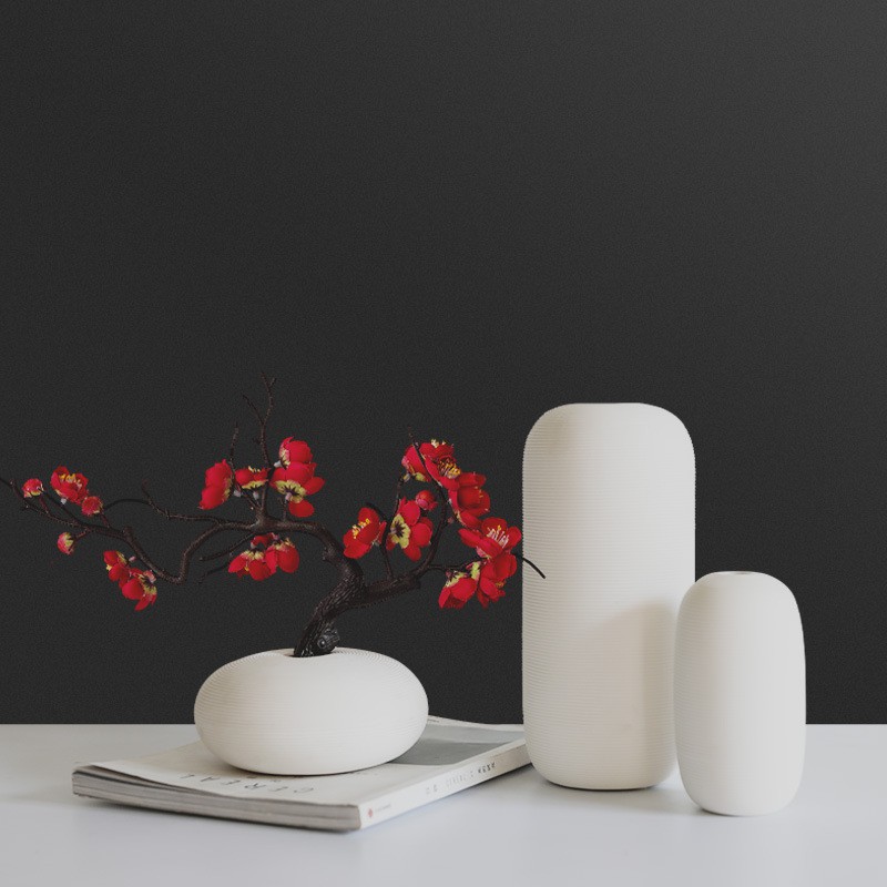 Bình hoa gốm sứ trắng phong cách Nhật