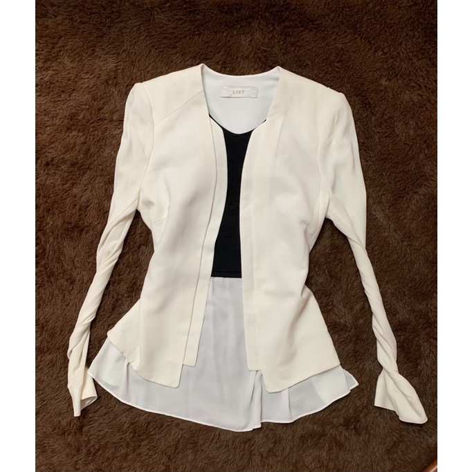 vest trắng phối voan