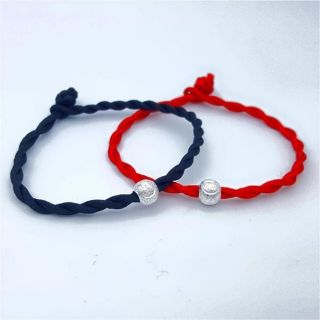 Chỉ đỏ bi bạc
