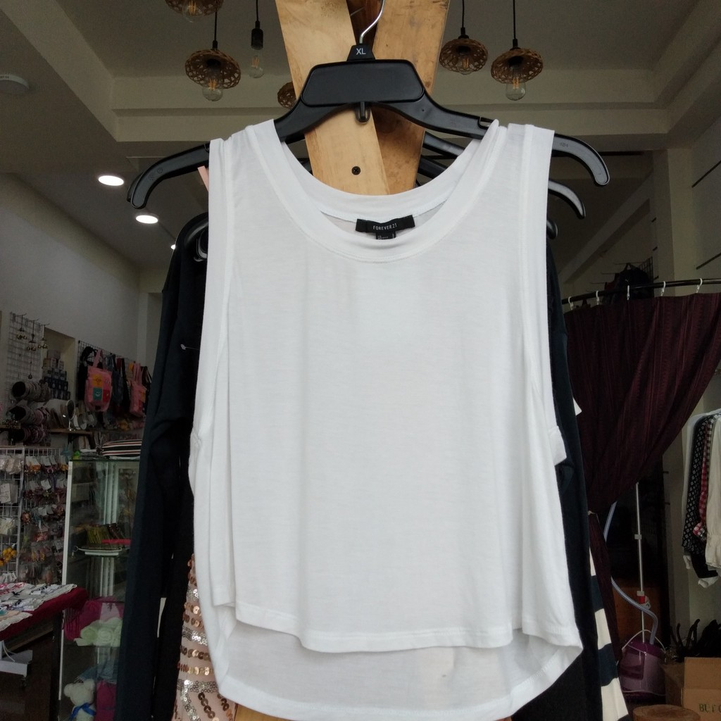 áo croptop F21