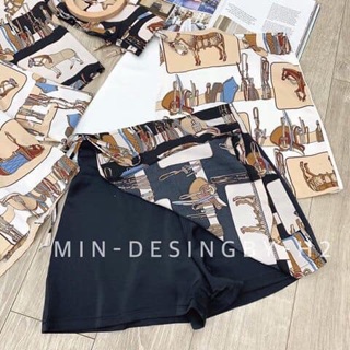 Set sơ mi kèm chân váy ngựa