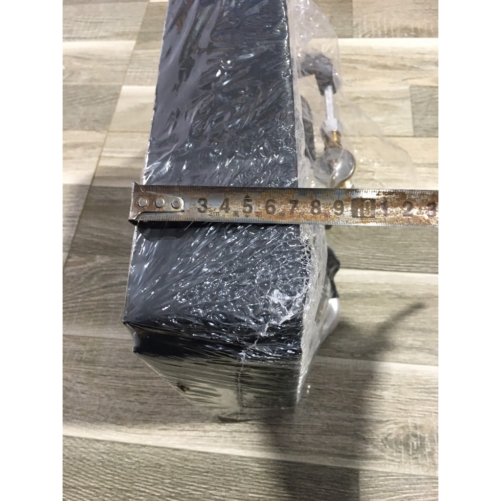 Sản phẩm gia đình làm:  Dàn lạnh điều hoà Hat-bê-ét CZ09310 Xe tải í-sú-zú 8 tấn