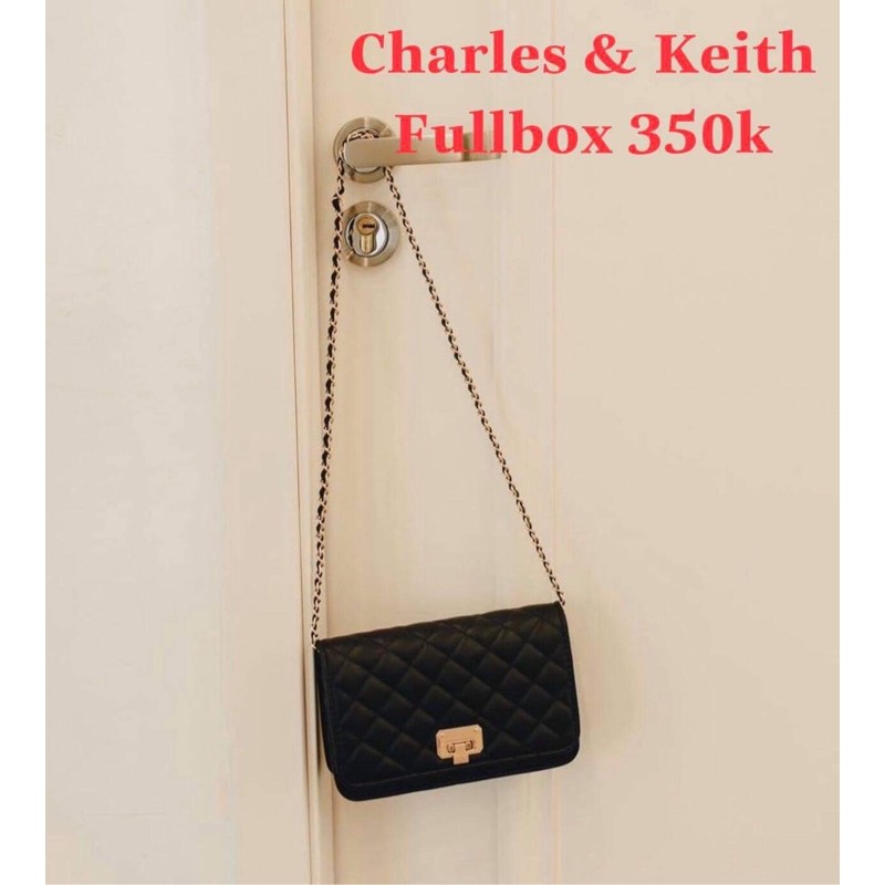 Thanh lý 98%-Túi Charles & Keith xuất dư