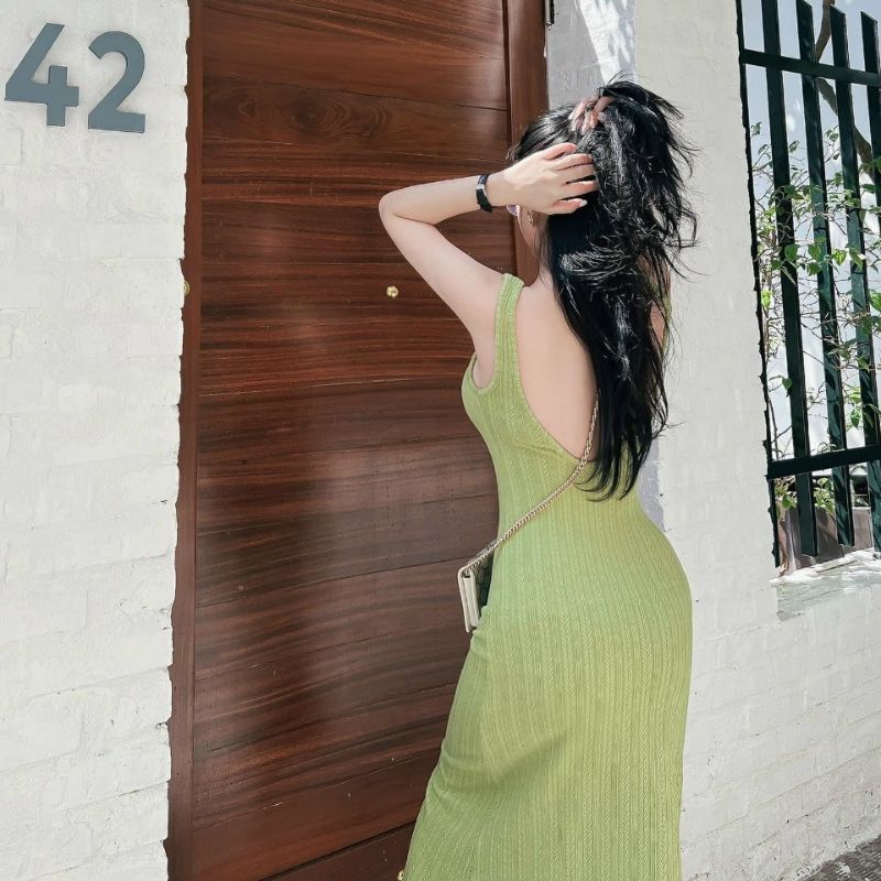 Đầm body hai dây hở lưng vải gân co giãn cao cấp FREESIZE màu đen/xanh cốm/xanh ngọc