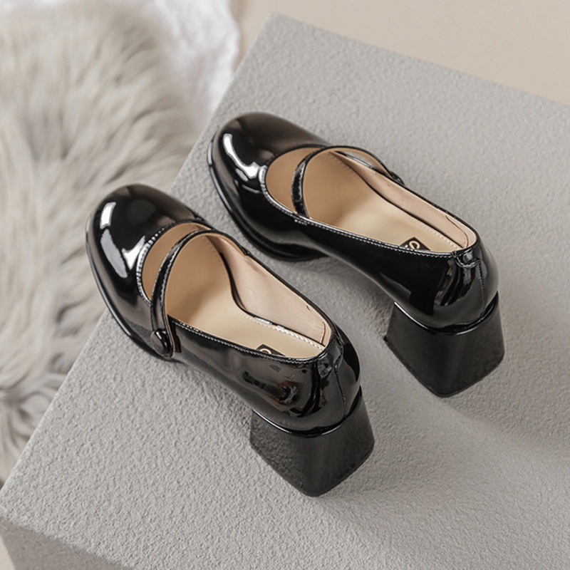 Giày cao gót IELGY miệng nông màu trắng phù hợp với mọi phong cách