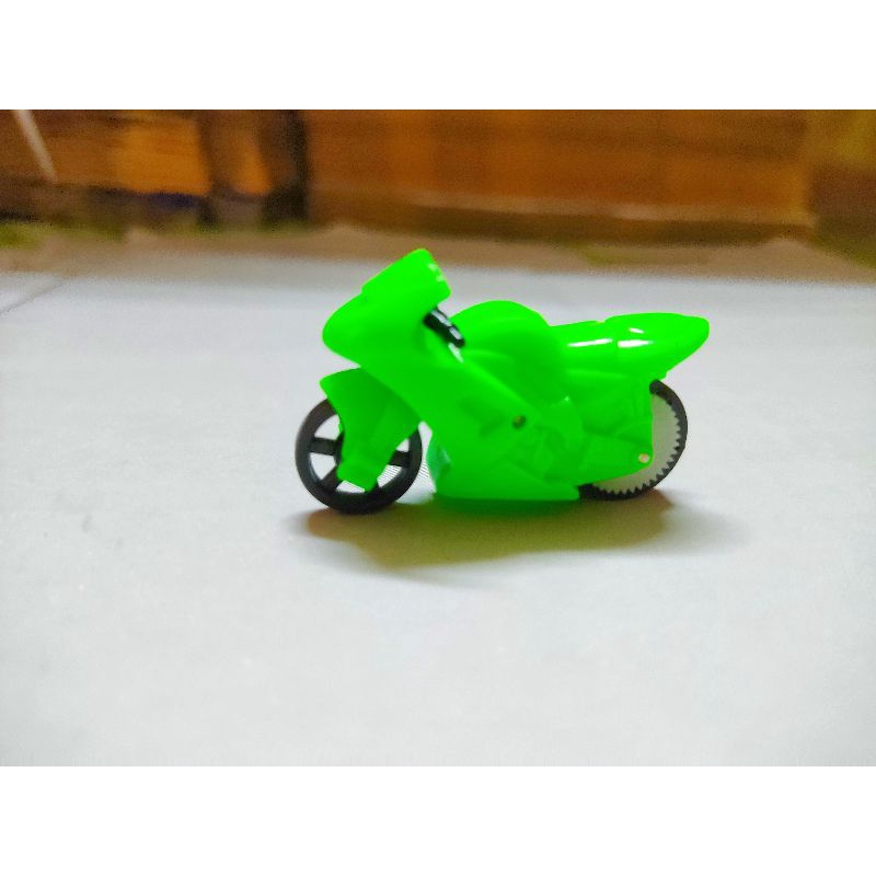 Xe mô tô đồ chơi cho bé nhiều màu sắc