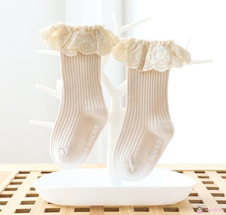 Tất dệt kim bằng vải gân màu trơn chống trượt phối ren gợn sóng ở viền cổ cho bé gái