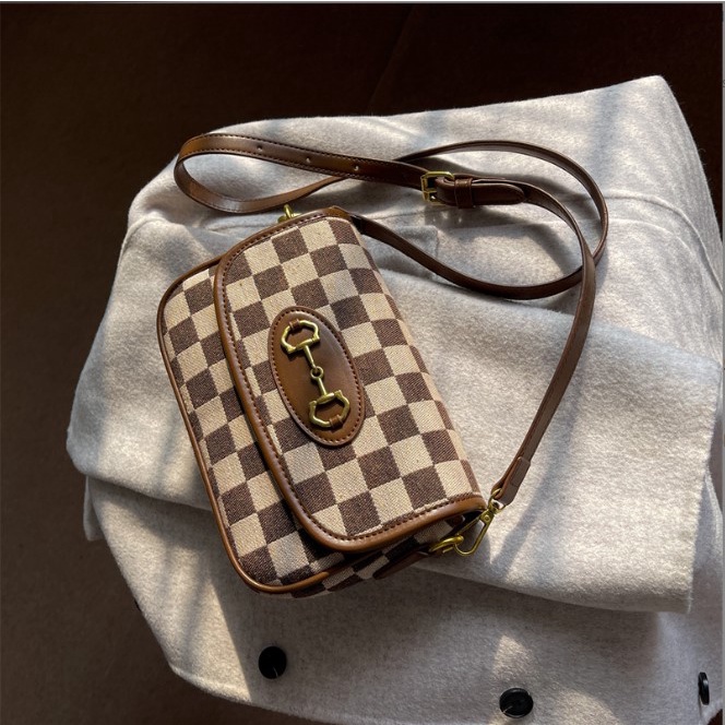 Túi xách nữ đeo chéo chất dạ form rộng rãi phong cách Hàn Quốc Capucha T184