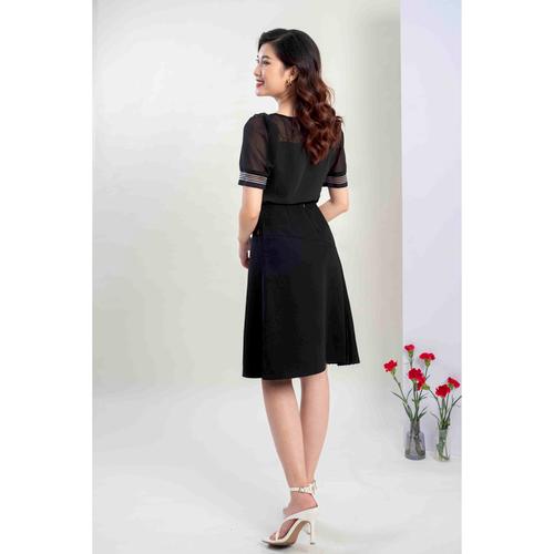 Áo Sơ Mi Cộc Tay Phối Zic Zắc TRắng MMOutfit M-AO031220021