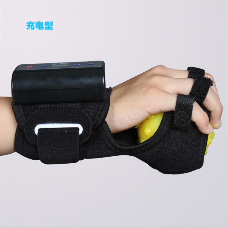 Máy massage rung và hồng ngoại tập tay cho người bệnh tai biến