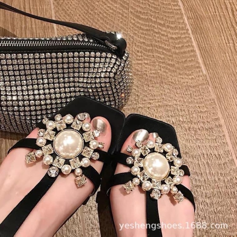 Sandal quai tag ngọc đá tròn siêu xinh