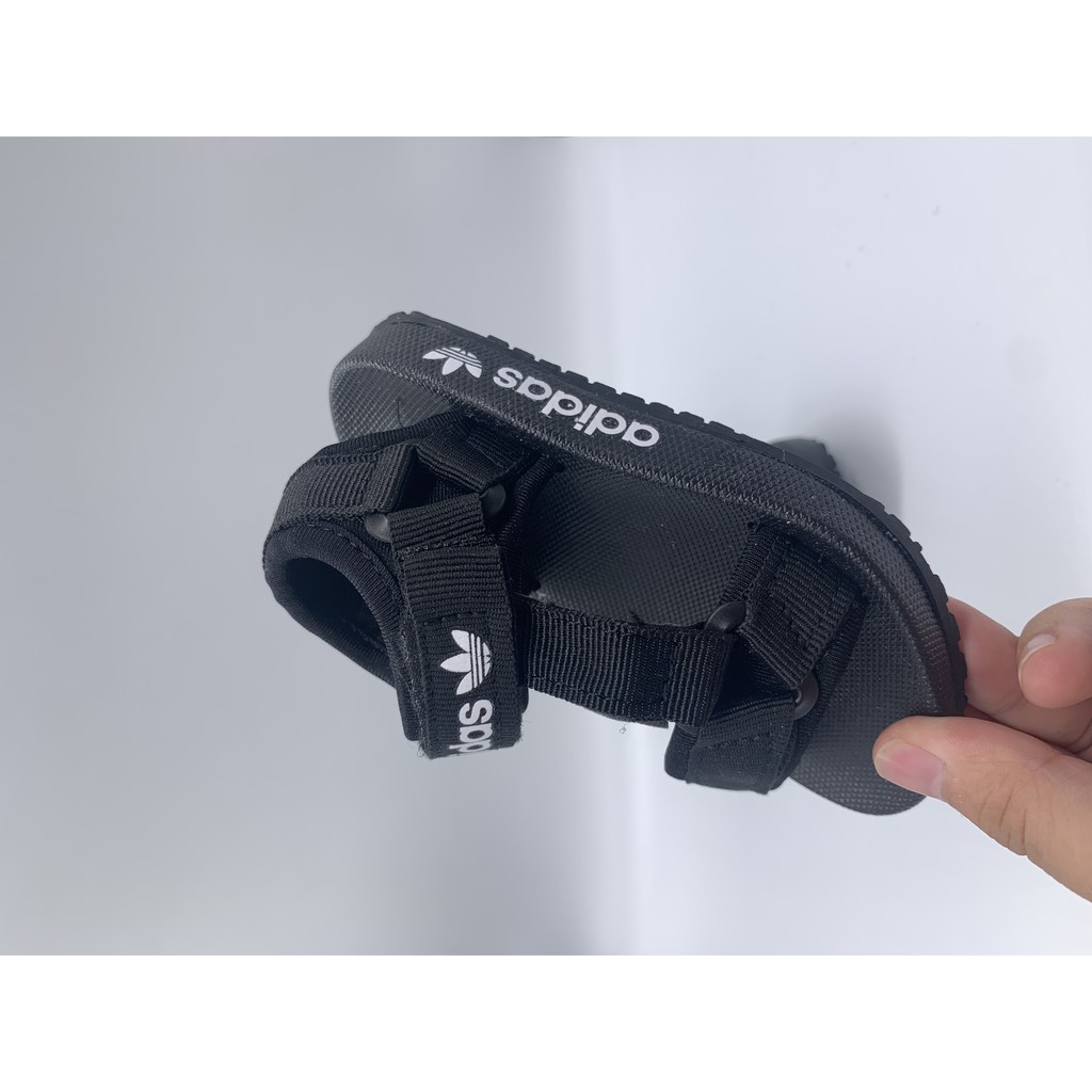 Xăng đan Đế Mềm Chống Trượt Thoáng Khí Thời Trang Mùa Hè 2020 Cho Bé Trai