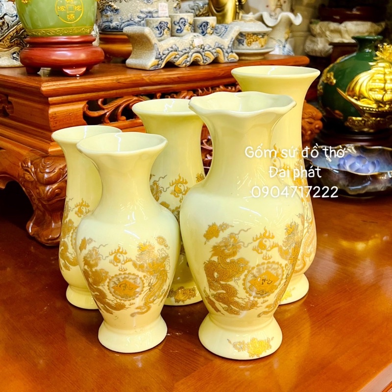 Lọ cắm hoa thờ màu vàng, Bình bông chất liệu gốm sứ cao cấp