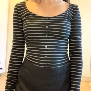 Áo thun kẻ ngang sz XS