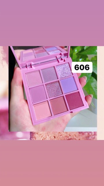 Phấn mắt HOLD LIVE RED VELVET 9 ô(dễ nứt ô nhũ) | BigBuy360 - bigbuy360.vn