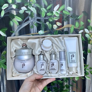Kem dưỡng trắng mờ thâm nám sạm tàn nhang đông y whoo trắng dạng cream 60ml