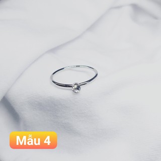 Nhẫn trơn xoắn có đính hạt đơn giản