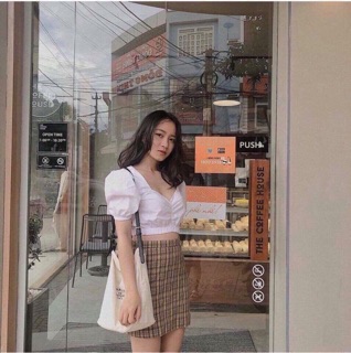Áo croptop bèo