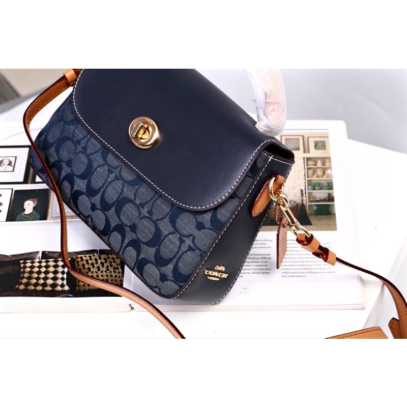 Túi xách Coach Marlie phối jeans cực chất