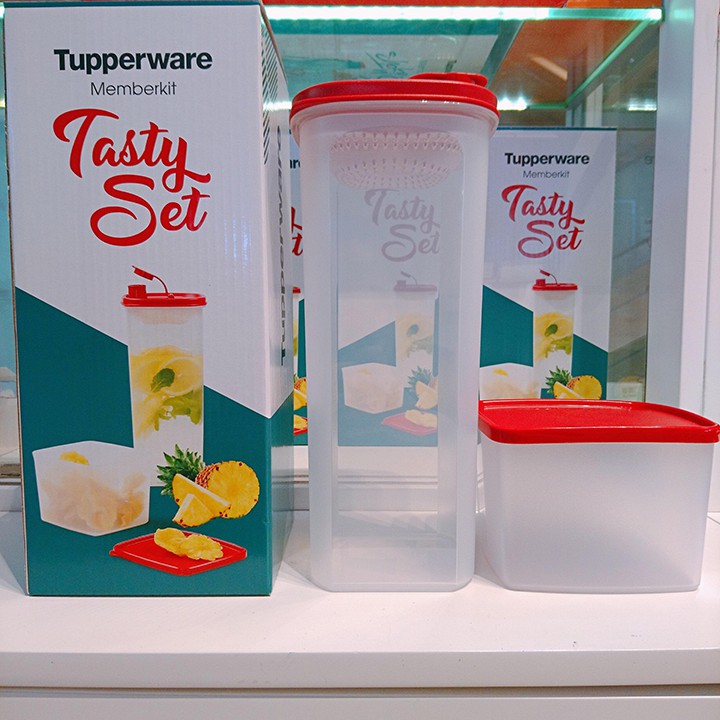 Tupperware &lt;3 Bộ Sản Phẩm Memberkit Tasty Set Tupperware XANH hoặc ĐỎ (1bình, 1hộp)