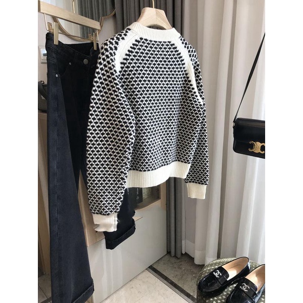 Áo Khoác Cardigan Nữ Dài Tay Dễ Thương Họa Tiết Kẻ Phối Trắng Form Suông Chất Dày