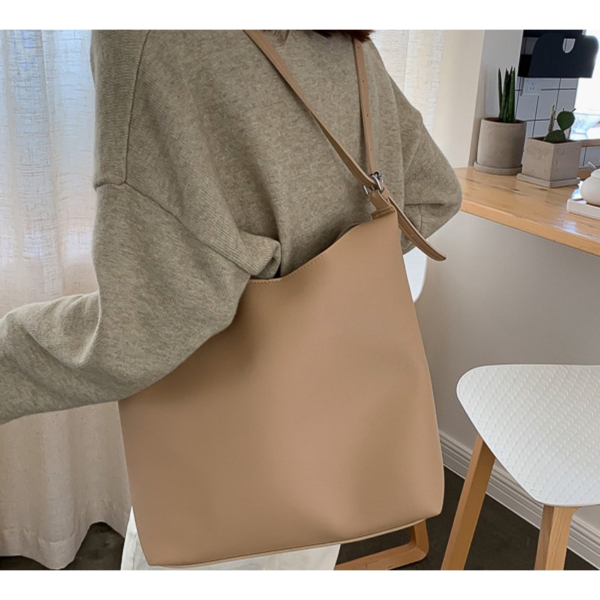 TÚI TOTE DA, ĐEO VAI 2 DÂY TẶNG KÈM VÍ BH 472 | BigBuy360 - bigbuy360.vn