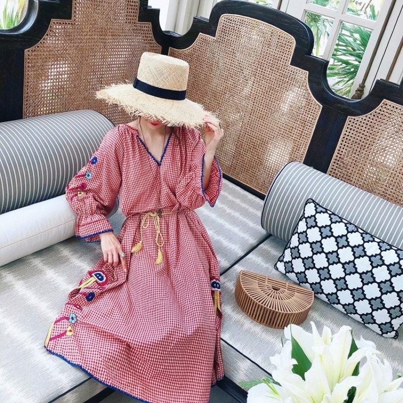 Váy bohemian dáng rộng thêu chấm bii