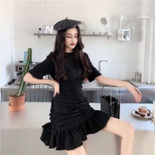 ĐẦM NHÚN CHÂN BÈO
