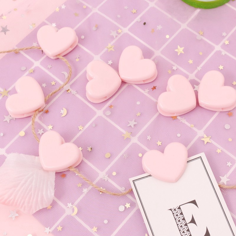 Kẹp giấy màu hồng hình trái tim đáng yêu